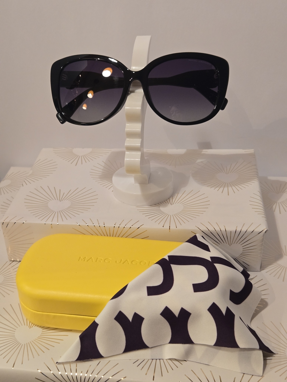 Marc Jacobs Black Frame Sunglasses with Gradient Purple Lenses
